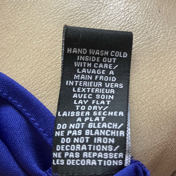 $199 Laura Dress, Excellent Condition -PLUS SIZE 18W - Picture 6 of 7